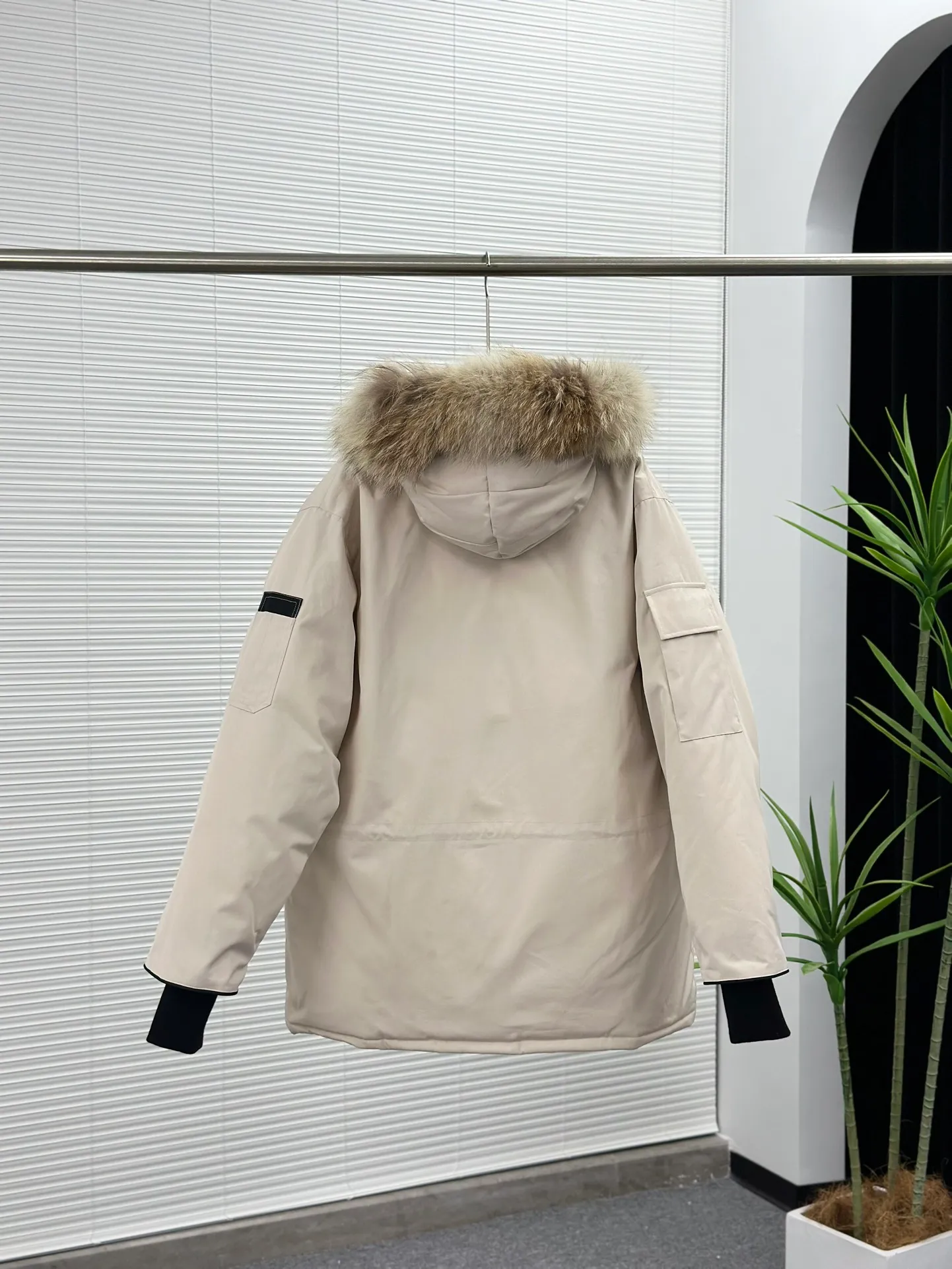 P780 𝗖𝗮𝗻𝗮𝗱𝗮 𝗚𝗼𝘀𝗲 / 🇨🇦 Canada Goose New Version 08 Down Jacket - Off-White